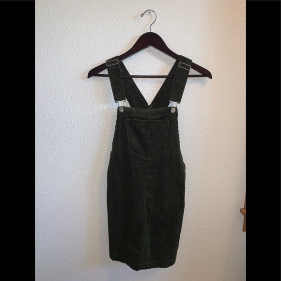 Love Tree Dresses & Skirts - NWT ragstock overall dress
